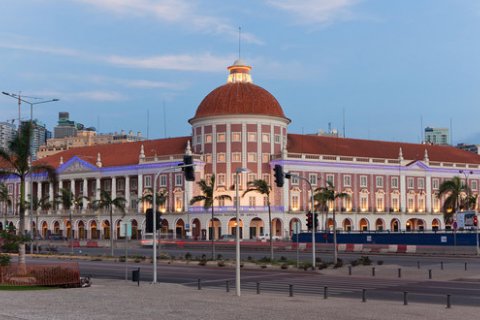 Portal de Angola: 