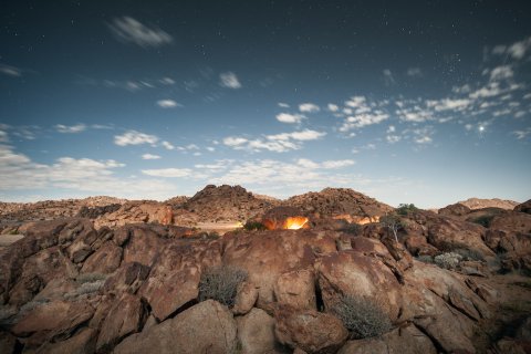 <a href='http://www.angolaimagebank.com' target='_blank'>Angola Image Bank</a>: Ao cair da noite no Parque Nacional do Iona no Deserto do Namibe