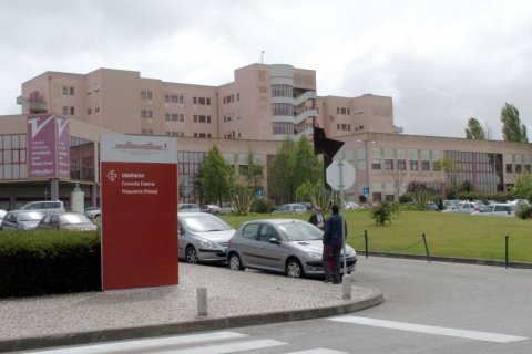 : Angolano estava internado no Hospital Amadora-Sintra desde Dezembro de 2019