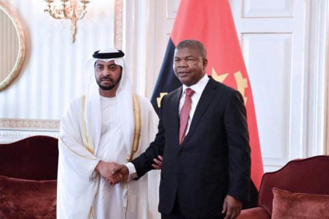 : João Lourenço com o Xeique Hamdan bin Zayed Al Nahyan