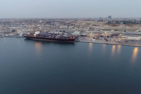 : Facebook do Porto de Luanda