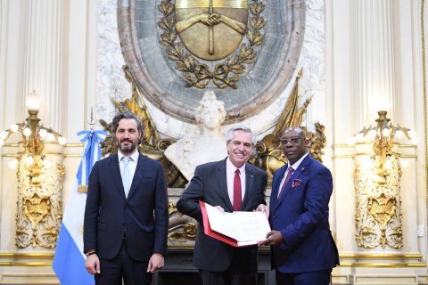 : Azevedo Xavier Francisco, embaixador de Angola na Argentina
