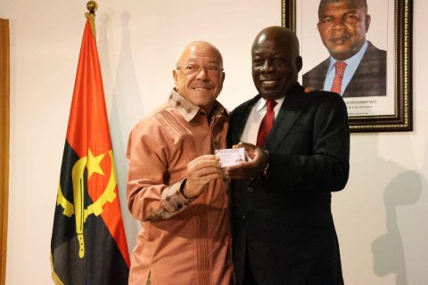 : Facebook Minint - Angola