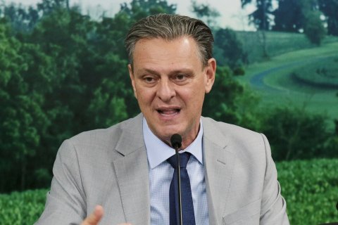 : Facebook Carlos Fávaro 