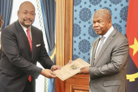 : Facebook Presidência da República - Angola 