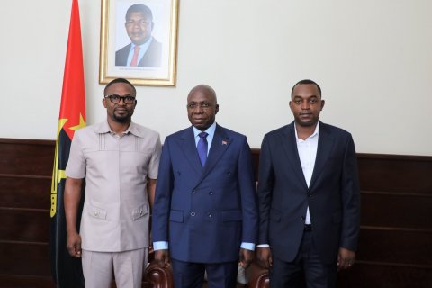 : Facebook Governo de Angola 