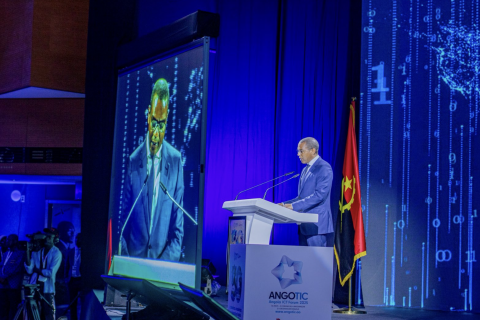 : Facebook AngoticAngola 