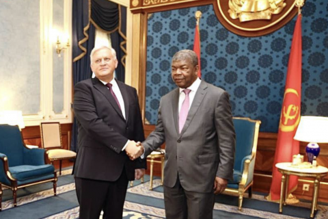 : Facebook Presidência da República - Angola