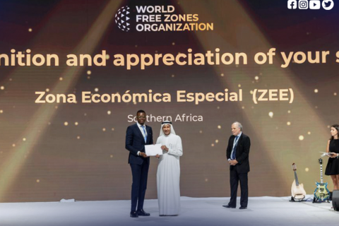 : Facebook Zona Económica Especial Luanda-Bengo 