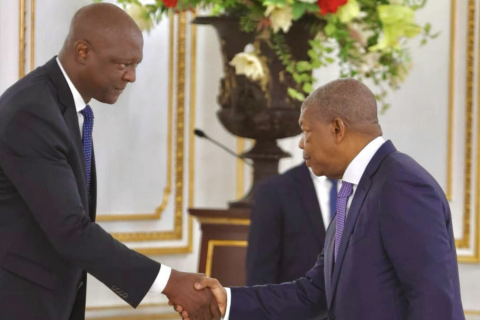 : Facebook Presidência da República - Angola
