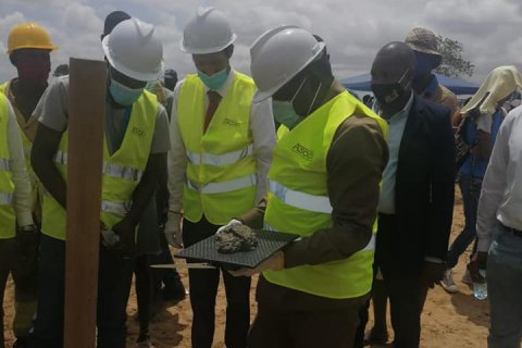 : Lançamento da primeira pedra da unidade hospitalar