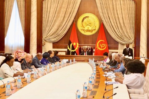 : Facebook Presidência da República - Angola 