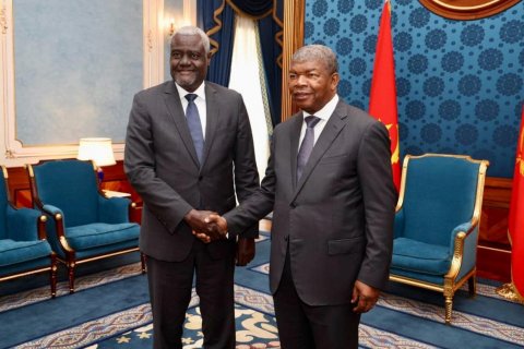 : Facebook Presidência da República - Angola 