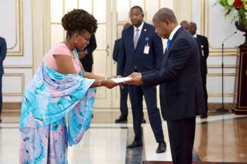 : Facebook Presidência da República - Angola 