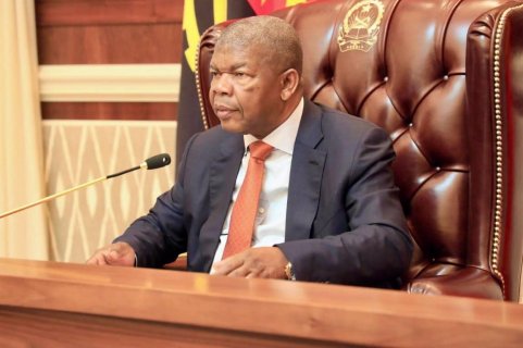 : Facebook Presidência da República - Angola 