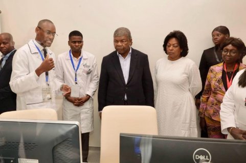 : Faebook Presidência da República - Angola 