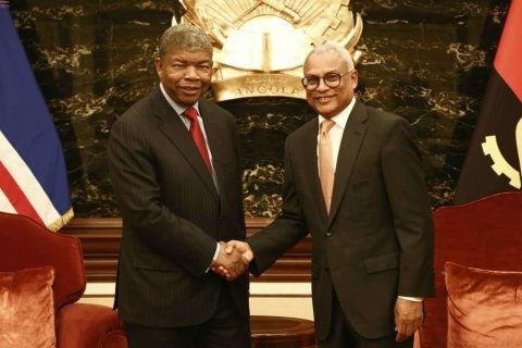 : Facebook Presidência da República - Angola
