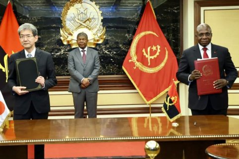 : Facebook da Presidência da República - Angola