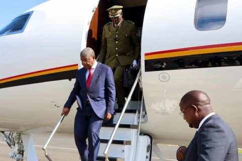 : Facebook Presidência da República - Angola 