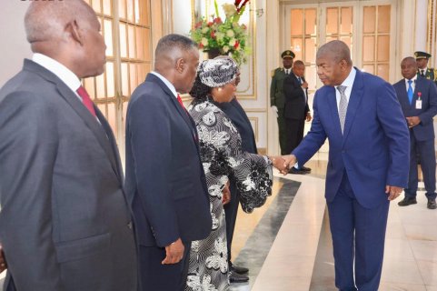: Facebook Presidência da República - Angola 
