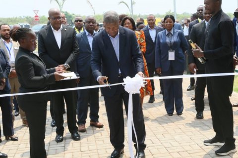 : Facebook Presidência da República - Angola 