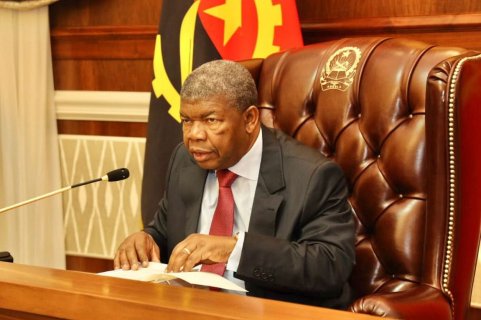 : Facebook Presidência da República - Angola