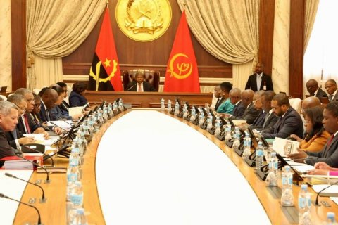 : Facebook Presidência da República - Angola 