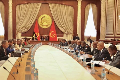 : Facebook Presidência da República - Angola 