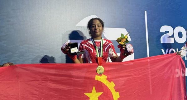 : Facebook FAMMA-Federação Angolana de Artes Marciais Mistas 