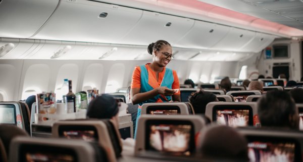 : Facebook TAAG - Linhas Aéreas de Angola 