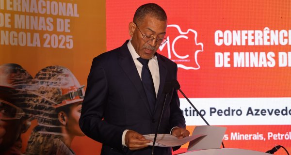 : Facebook Ministério dos Recursos Minerais, Petróleo e Gás Angola 