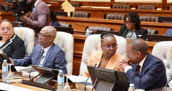 : Facebook Governo de Angola 