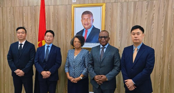 : Facebook Ministério da Educação de Angola 