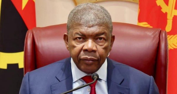 : Facebook Presidência da República - Angola 
