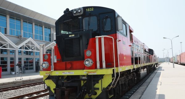 : Angola Hoje