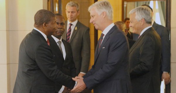 : João Lourenço com o Rei Philipe da Bélgica  Foto: Rosário dos Santos