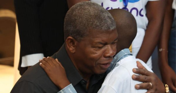 : Facebook MPLA - Comité Provincial de Luanda 