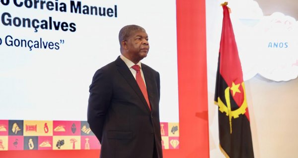 : Facebook Presidência da República - Angola 