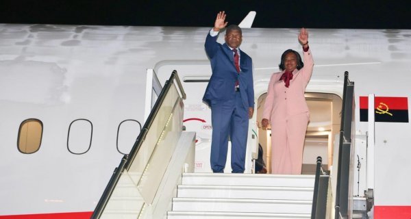 : Facebook Presidência da República - Angola 