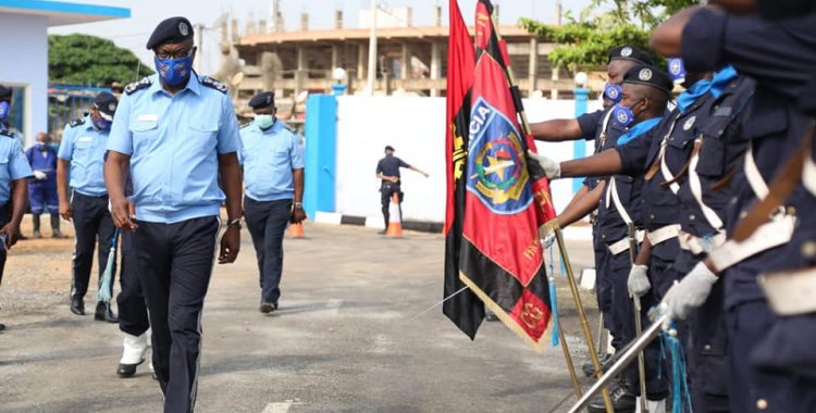 : Polícia Nacional de Angola