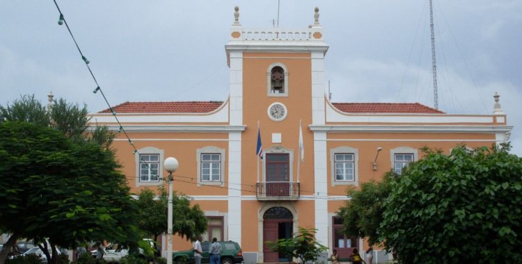 : Camara Municipal da Praia