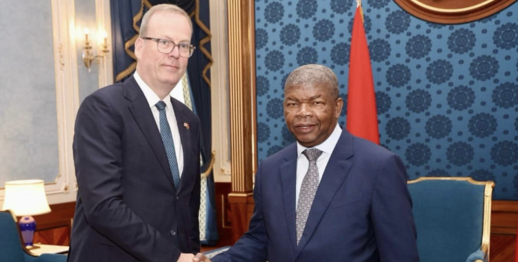 : Facebook Presidência da República - Angola 