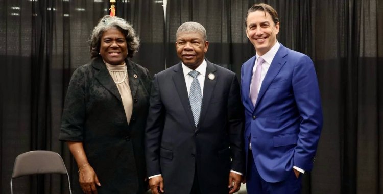 : João Lourenço com Amos Hochstein, Coordenador Presidencial Especial para Infra-estrutura Global e Segurança Energética dos EUA (à direita) e Linda Thomas Greenfield, Representante Permanente dos Estados Unidos da América junto da ONU (à esquerda)