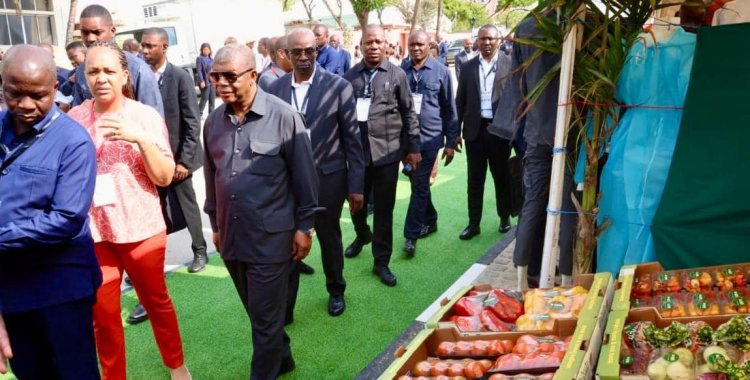 : Facebook Presidência da República - Angola 