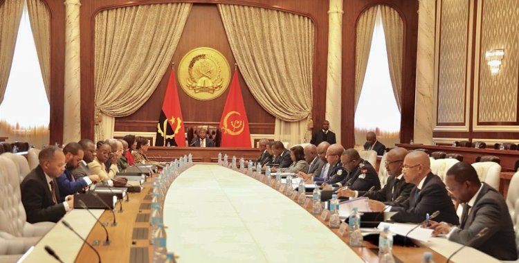: Facebook Presidência da República - Angola 