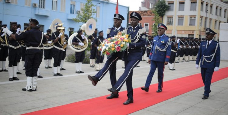 : Facebook Polícia Nacional de Angola 