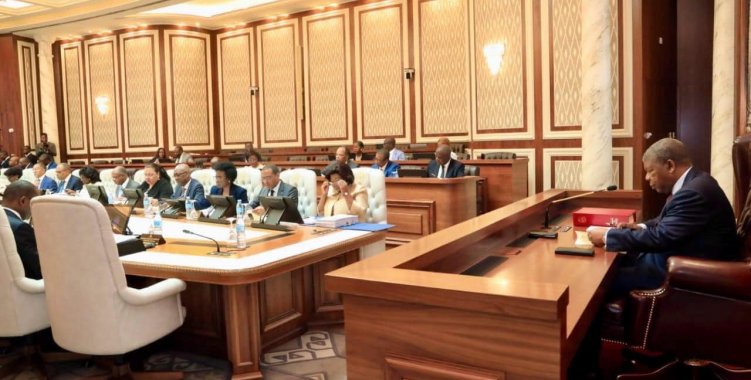 : Facebook Governo de Angola 