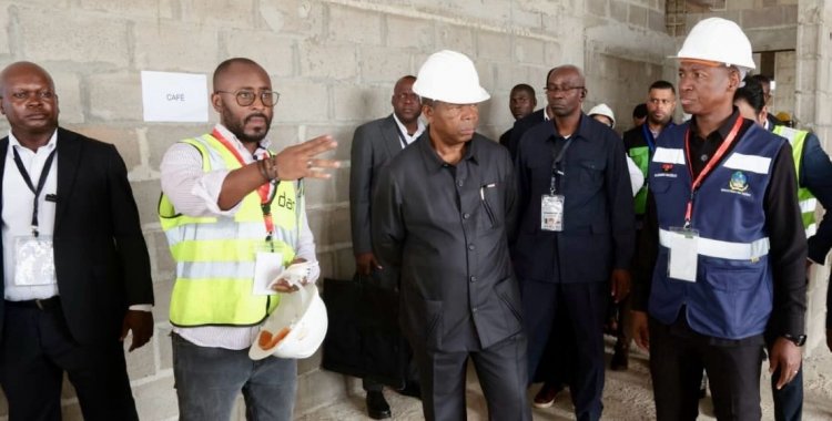 : Facebook Presidência da República - Angola