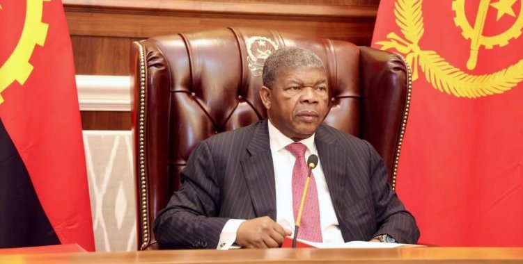: Facebook Presidência da República - Angola