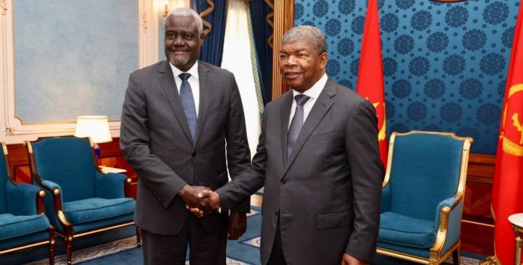 : Facebook Presidência da República - Angola 